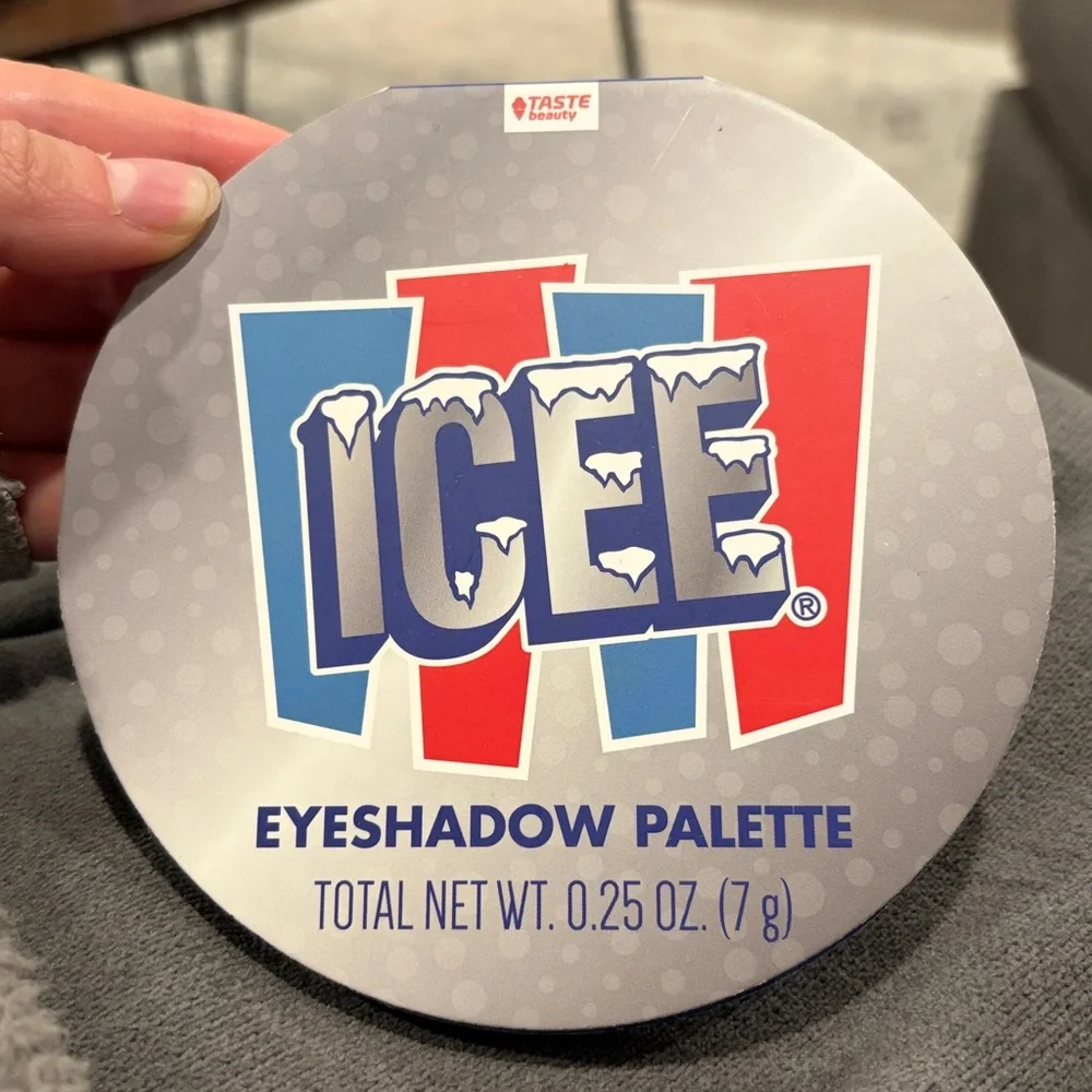 Icee Eyshadow Palette by Taste Beauty - NEVER USED!! makeup palettes eye eyes